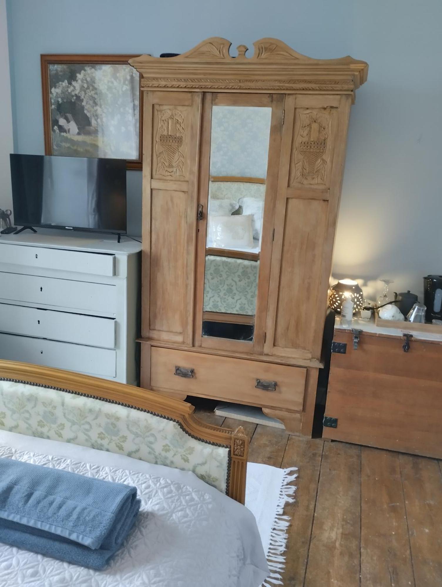 Maison Papillons Plomodiern Экстерьер фото